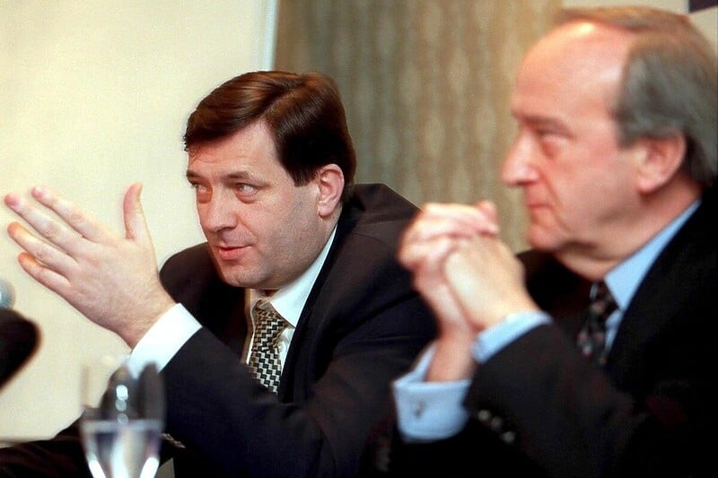 Preminuo Karlos Vestendorp: Nametnuo zastavu BiH, smijenio Poplašena…obožavao Dodika