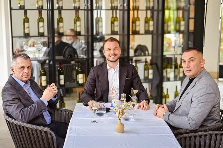 Stanivuković oštro odgovorio Vukanoviću! Ipak si najmanji u opoziciji