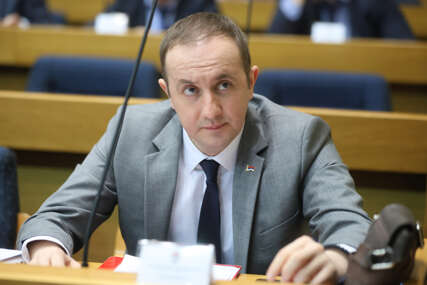 Bodiroga:BRANKO BLANUŠA KANDIDAT SDS za predsjednika Srpske
