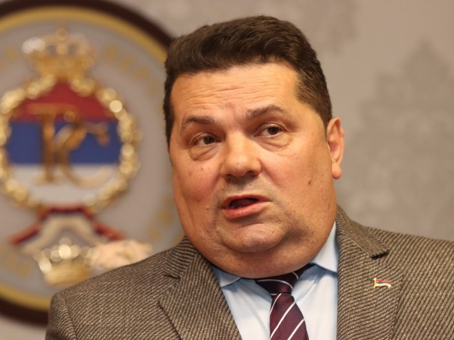 Stevandić nazvao Vukanovića ološom, dobio odgovor