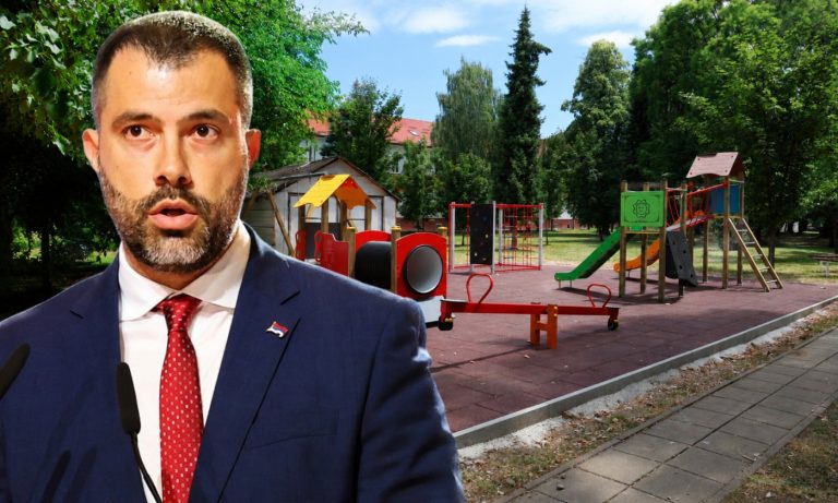 Gradski odbor SNSD Banjaluka otvorio novo dječije igralište u Banjaluci