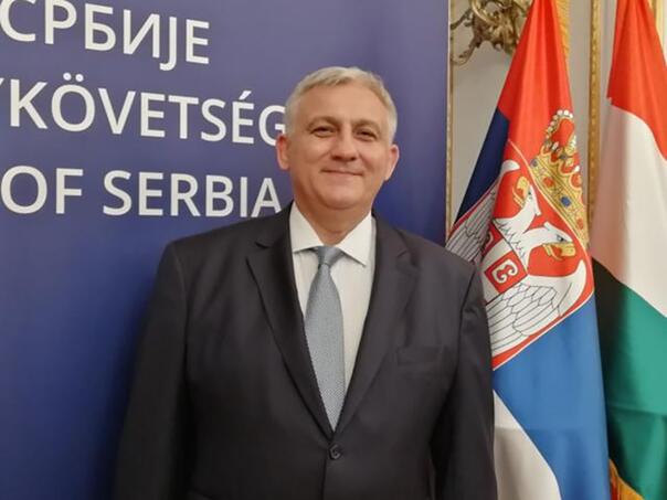 Akcija SAJ-a na Palama: Specijalci MUP-a RS na pod bacili ambasadora Srbije u BiH Ivona Todorova. “Nastradao” i počasni konzul Bangladeša