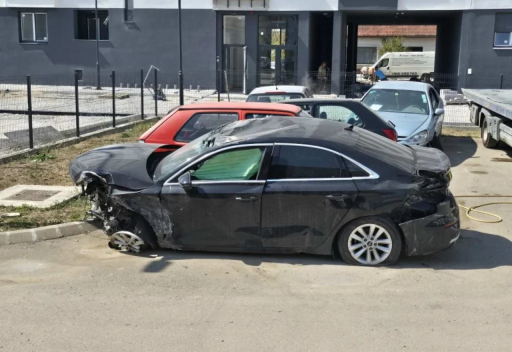 Oštećeni Audi A3 ide na licitaciju: Vozilo procijenjeno na 46.500 KM sada se prodaje od 2.500 KM