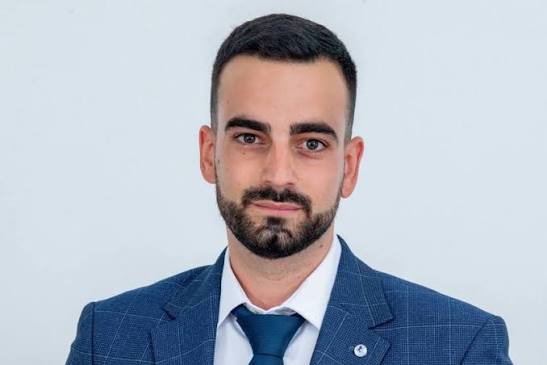 Lazar Radan: U Trebinju časovi skraćeni zbog vrućine, škole nemaju klimu a premijer dijeli novac pred izbore umjesto da se škole klimatizuju