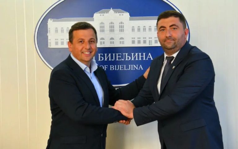 Ljubiša Petrović: Podržavam Vukana, Božović nema moju podršku